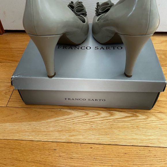 Franco Sarto Open Toe Pumps - Picture 2 of 6